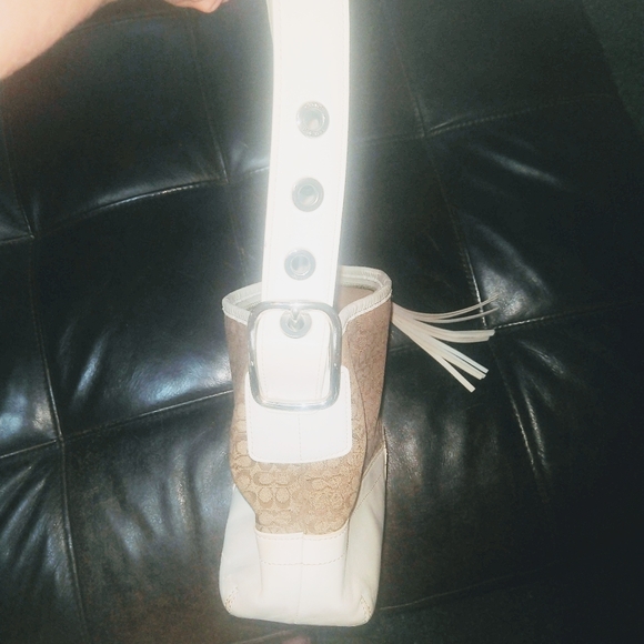 Authentic Coach Purse - Picture 6 of 8